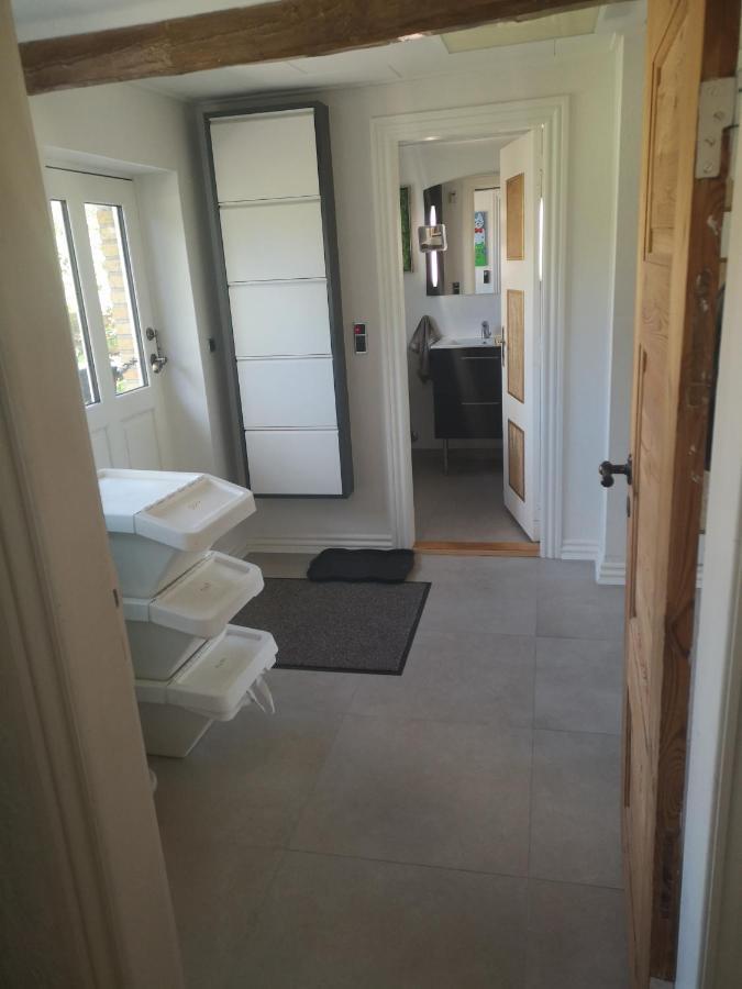 מונקבו Commuter Room For One Or Two People מראה חיצוני תמונה